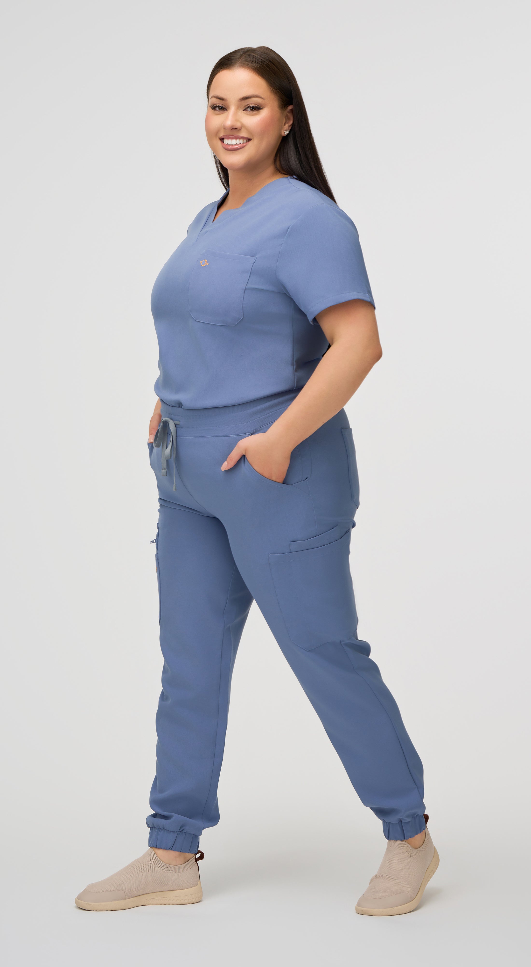 Astra 11-Pocket Scrub Jogger