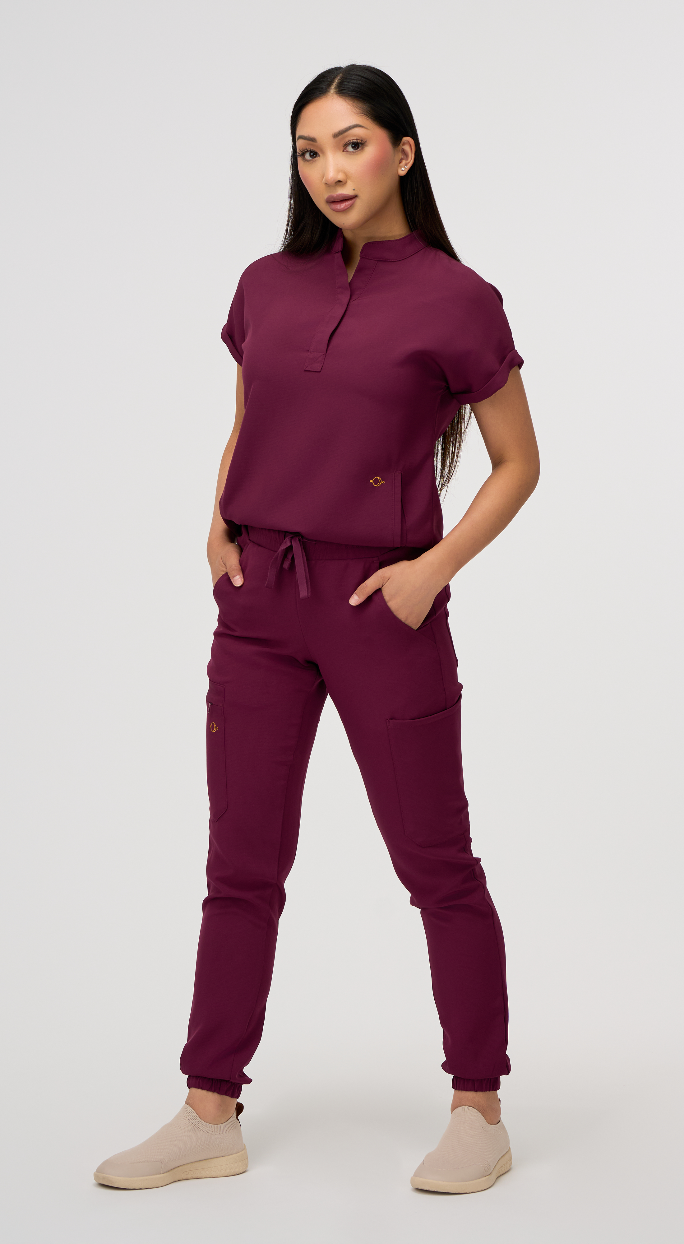 Nova 6-Pocket Scrub Jogger