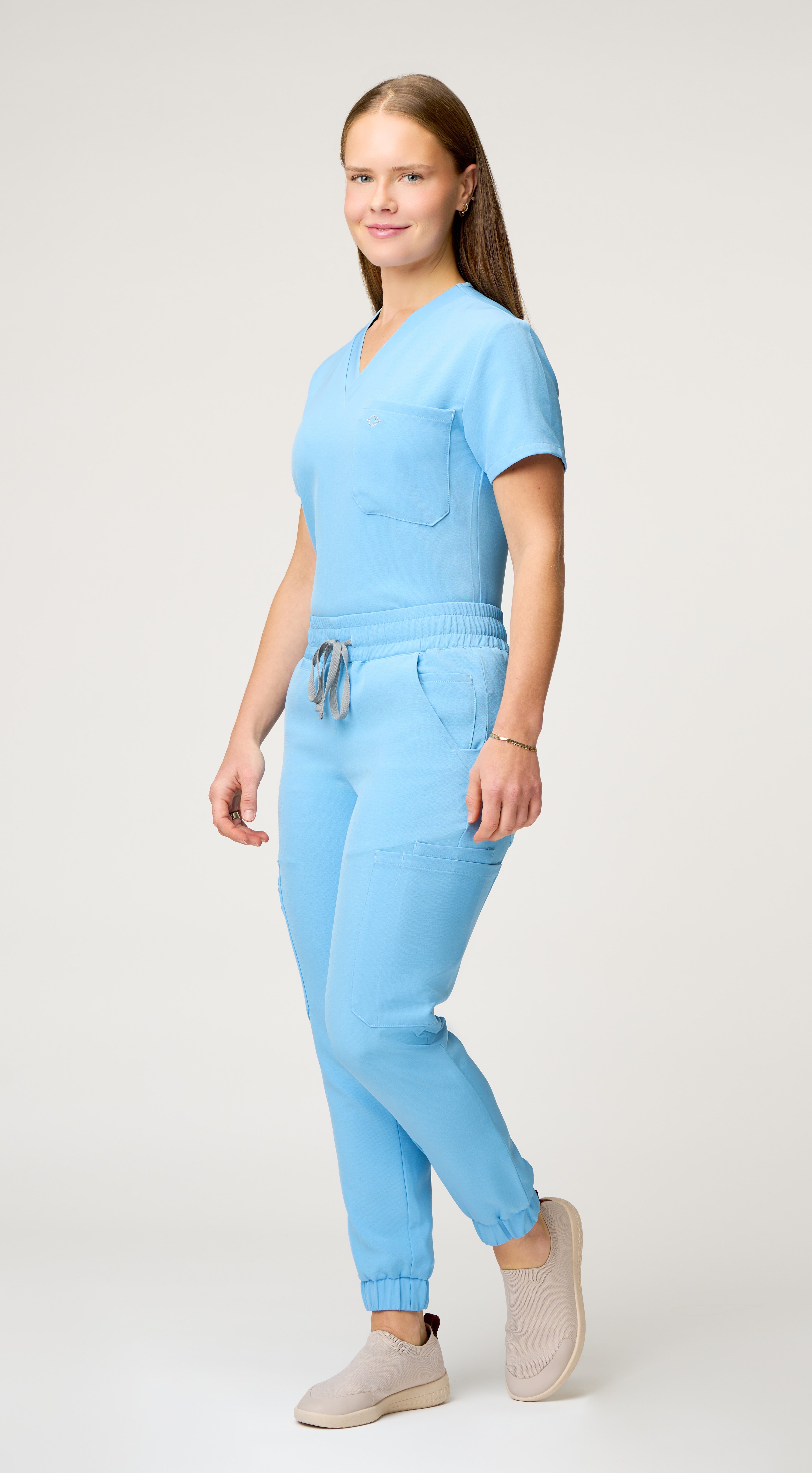Astra 11-Pocket Scrub Jogger