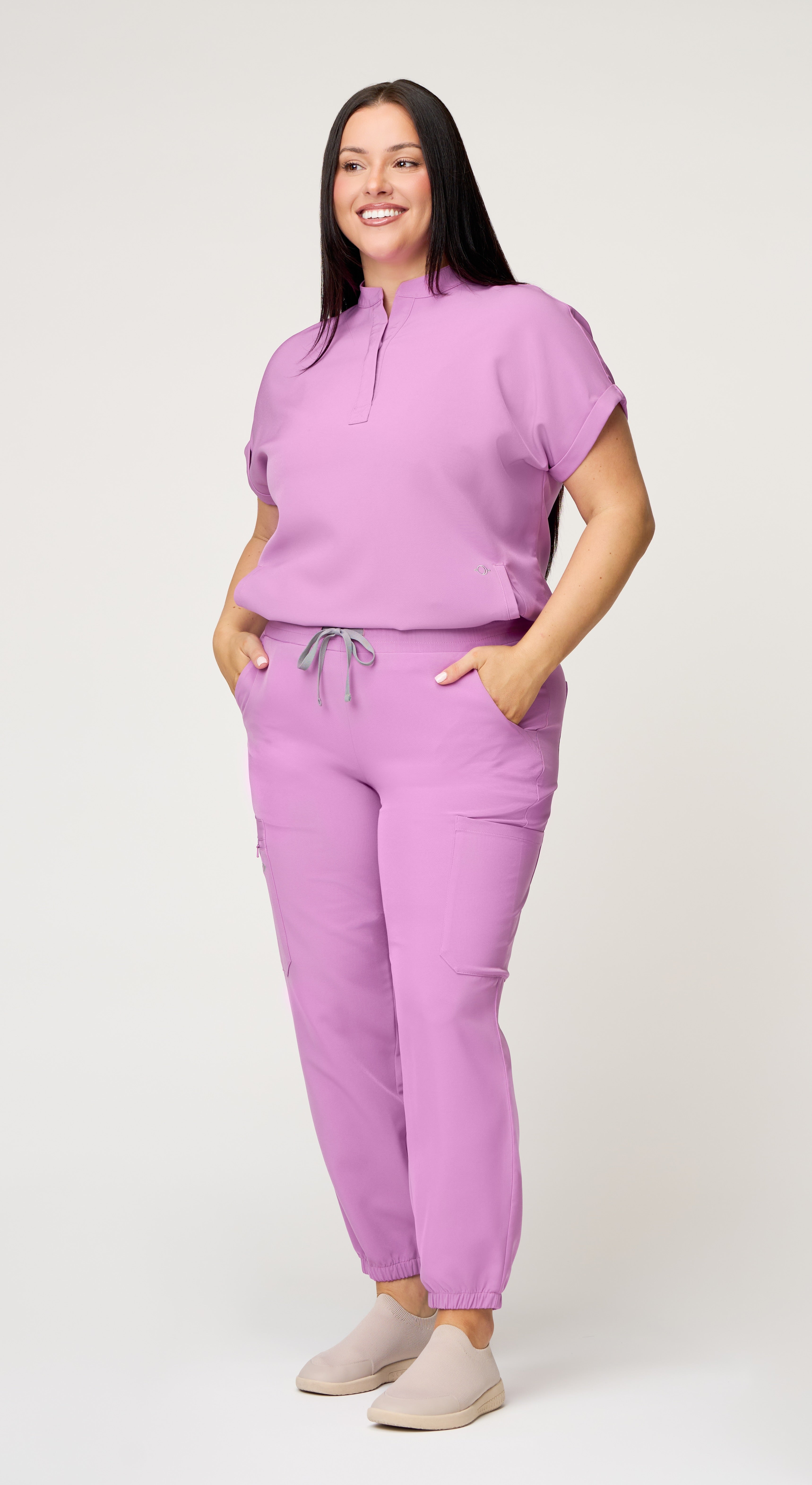 Nova 6-Pocket Scrub Jogger