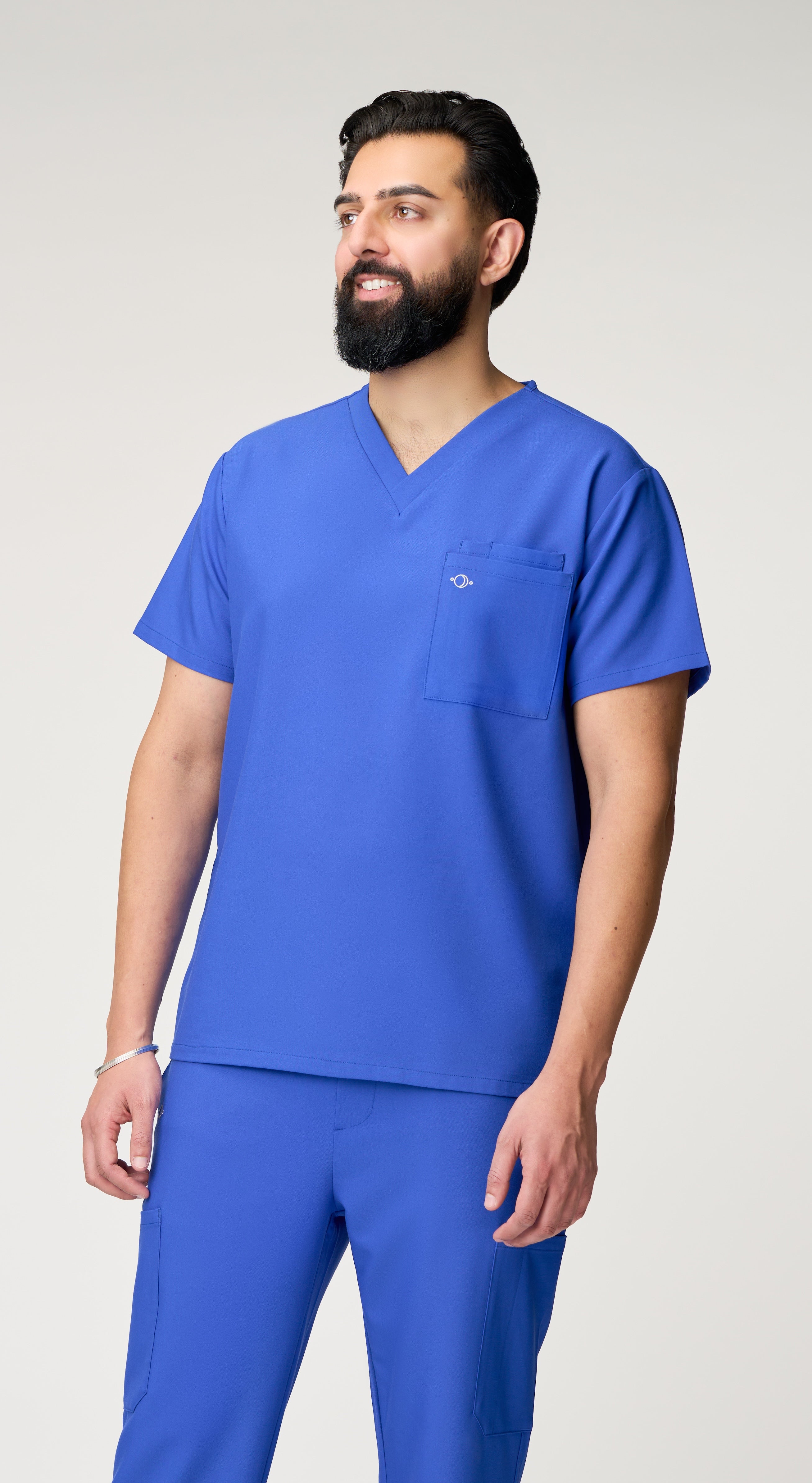 Solar 3-Pocket Scrub Top