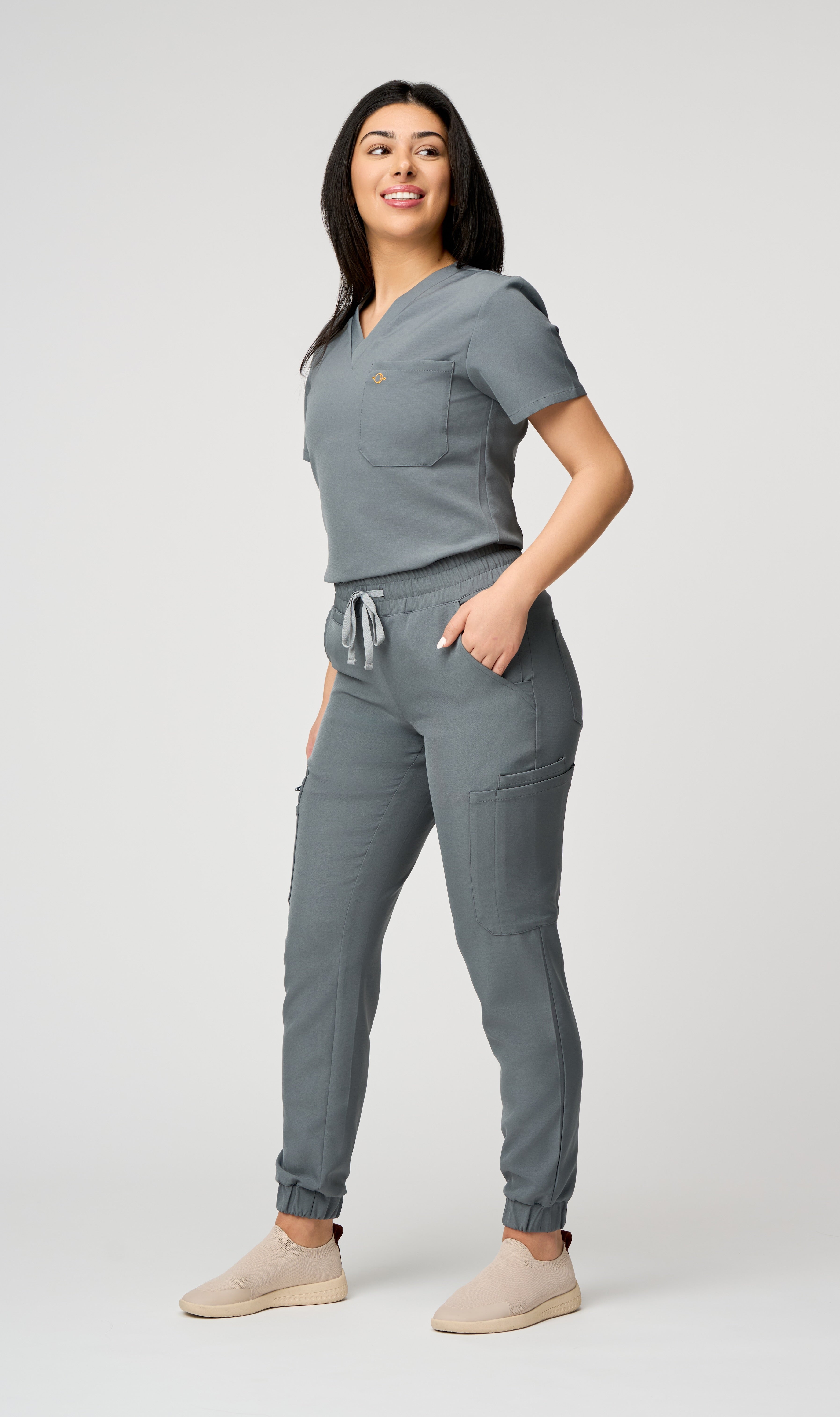 Astra 11-Pocket Scrub Jogger