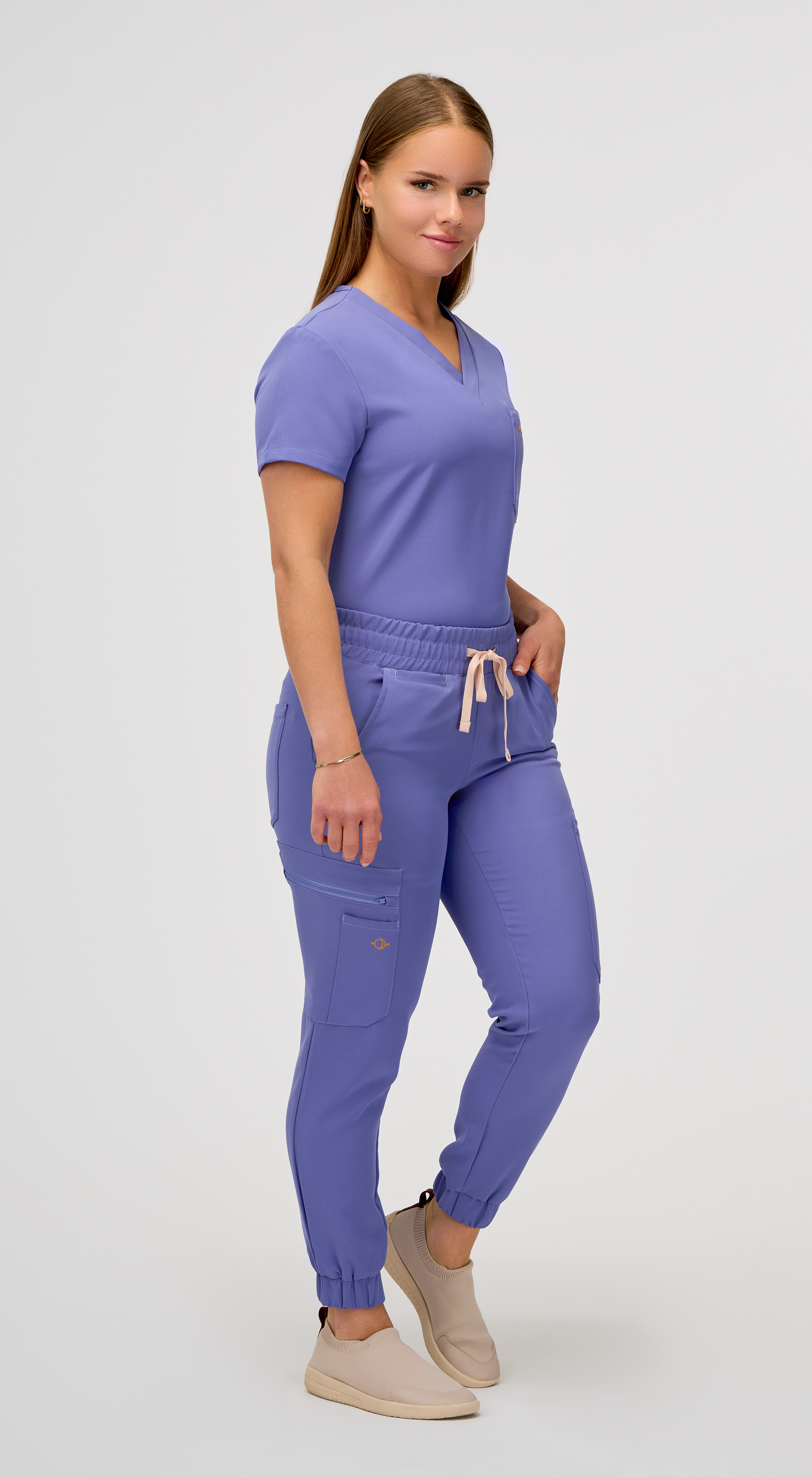 Astra 11-Pocket Scrub Jogger